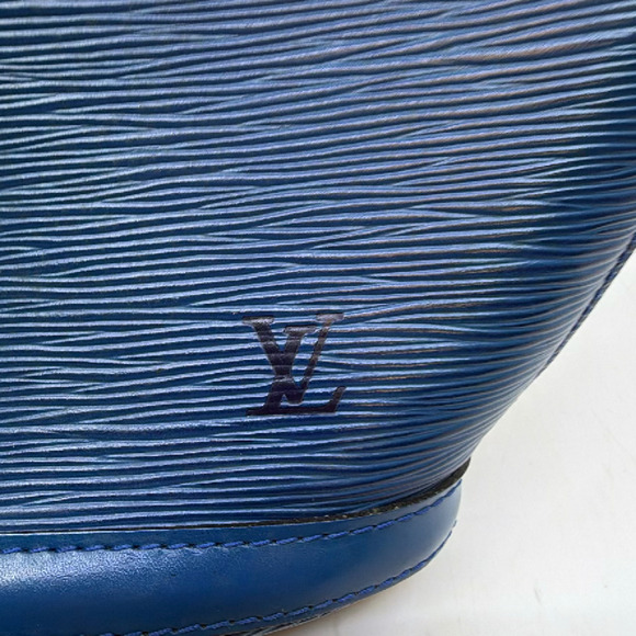 Louis Vuitton Saint Jacques Blue Epi Leather Handbag - Picture 8 of 8